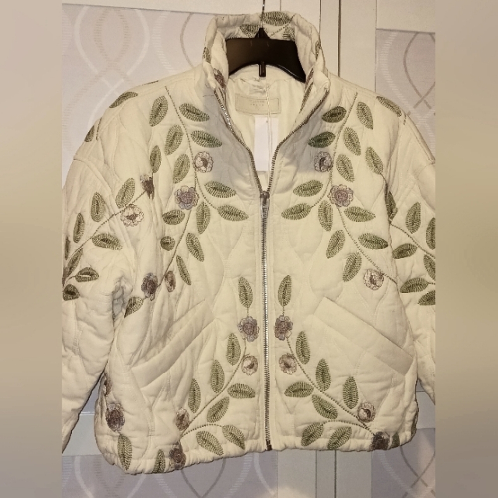 BlankNYC Floral Embroidered Quilted Jacket Full Zip - Picture 3 of 16